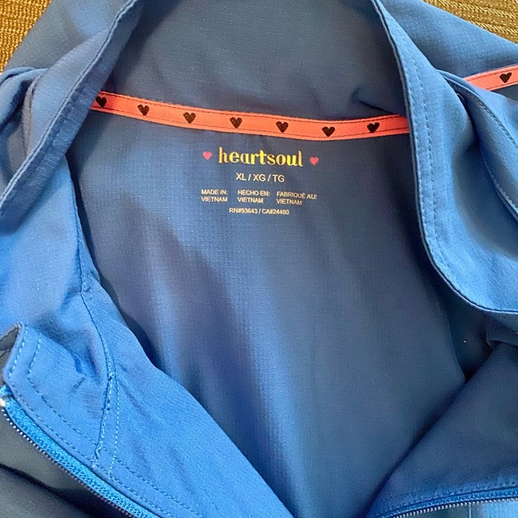 HeartSoul Scrub jacket with detachable hood - Size XL - Picture 6 of 6